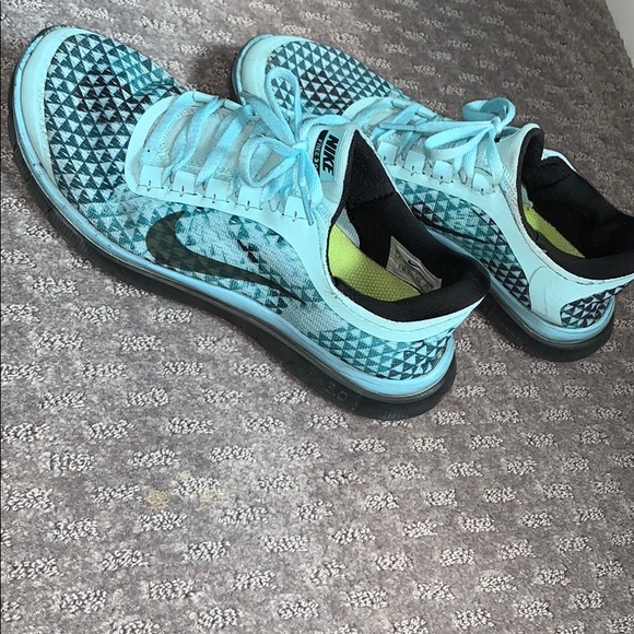 Nike Free 3.0 - Picture 2 of 4